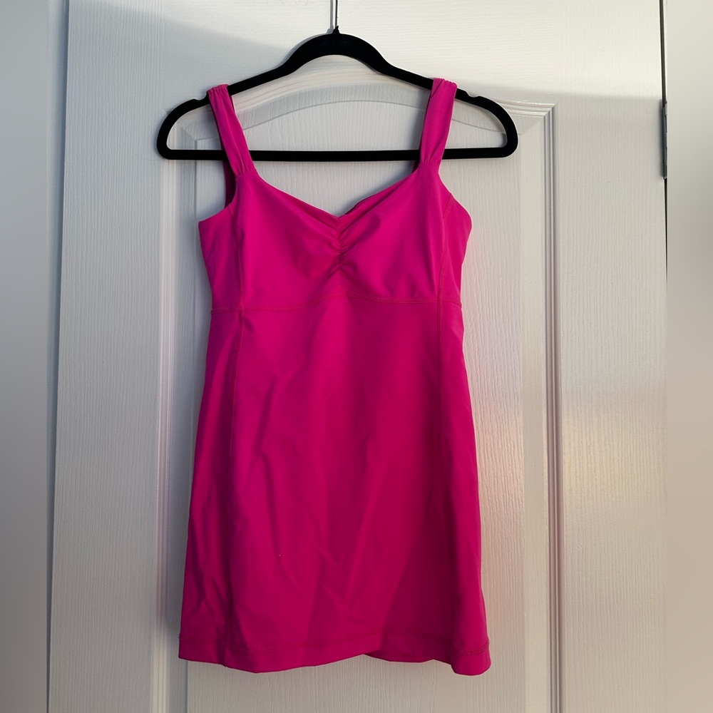 Lululemon Aria Tank Top Size 6 Hot Pink